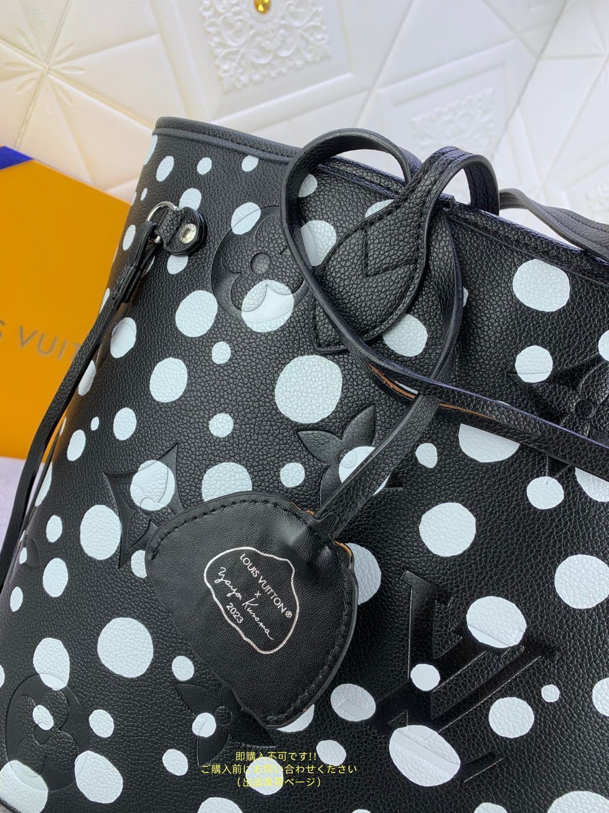 VUITTON トートバッグ