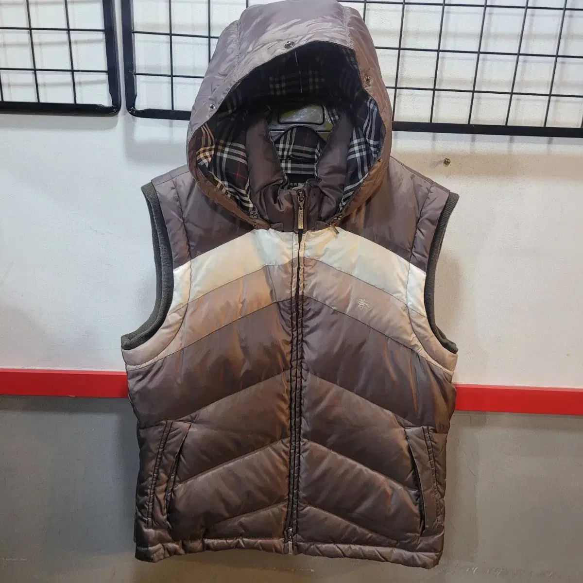バーバリー レディース ダウン フード ベスト