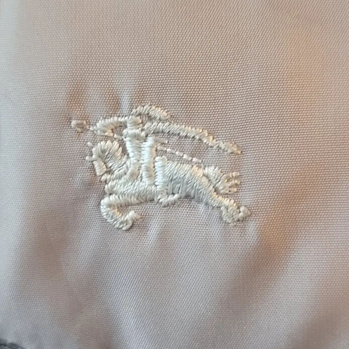 バーバリー レディース ダウン フード ベスト GINKGOPHARMACY_COM