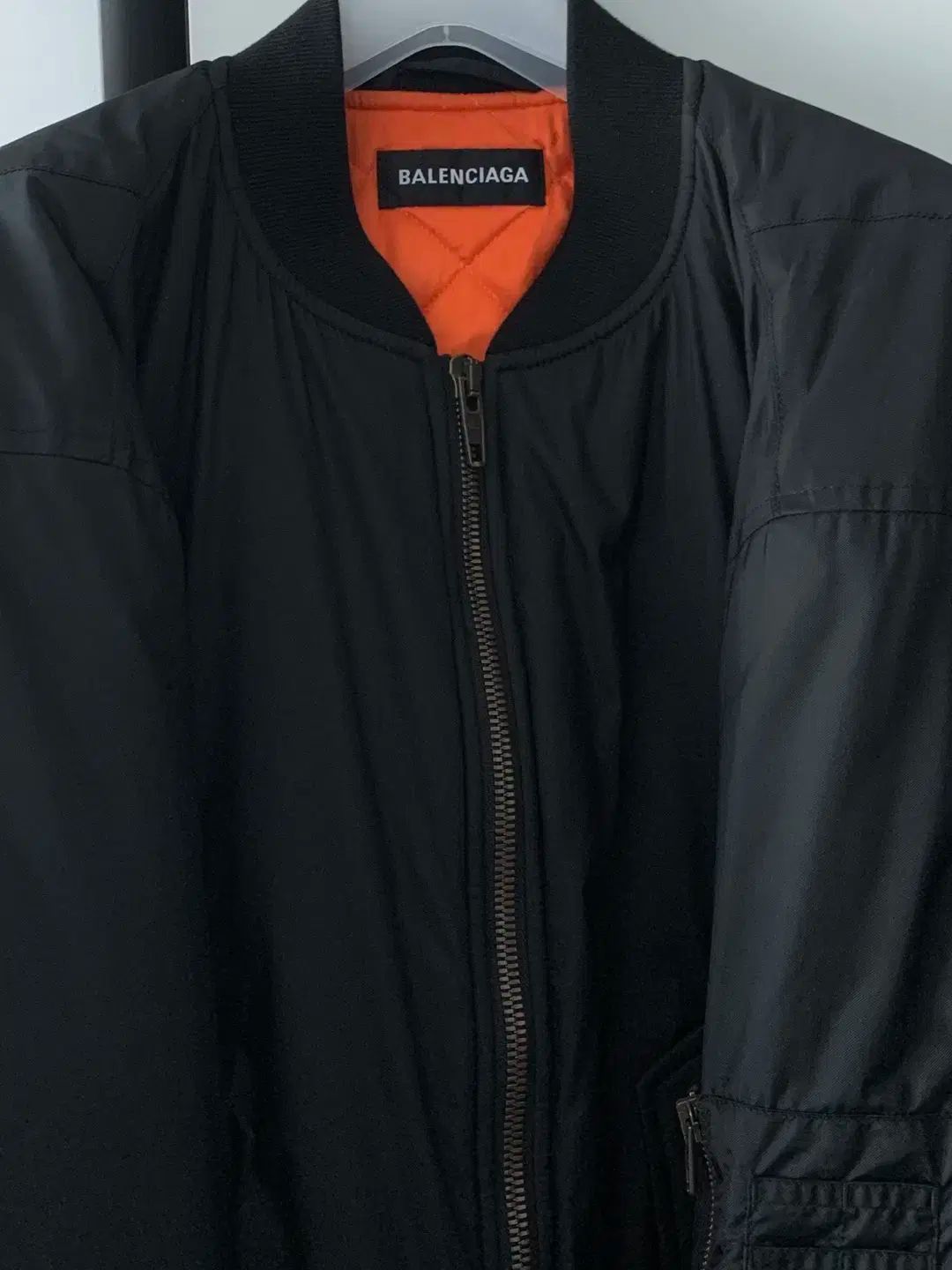 バレンシアガ ステロイド