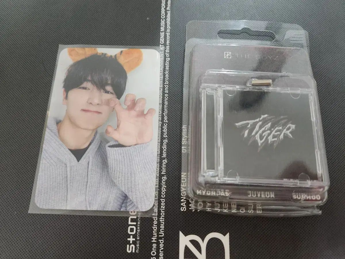 THE BOYZ ザ ボーイズ ドボイズ ヒョンジェ HYUNJAE タイガー 公開番組 サノク トレカ nfc キーホルダー