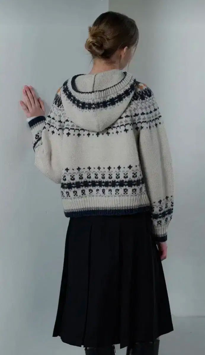 ウラゴ Jacquard hoodie cardigan ニット アイボリー