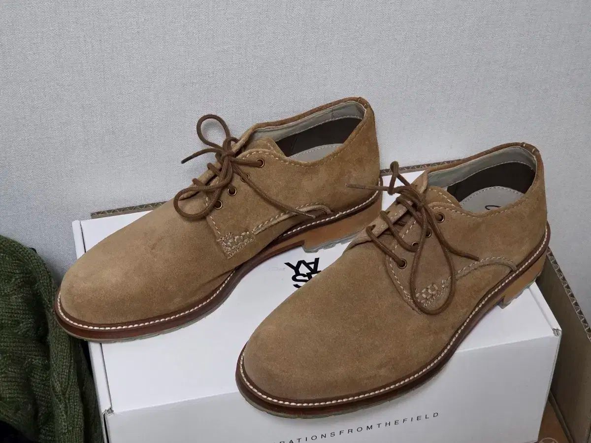 クラークス スウェード 250サイズ