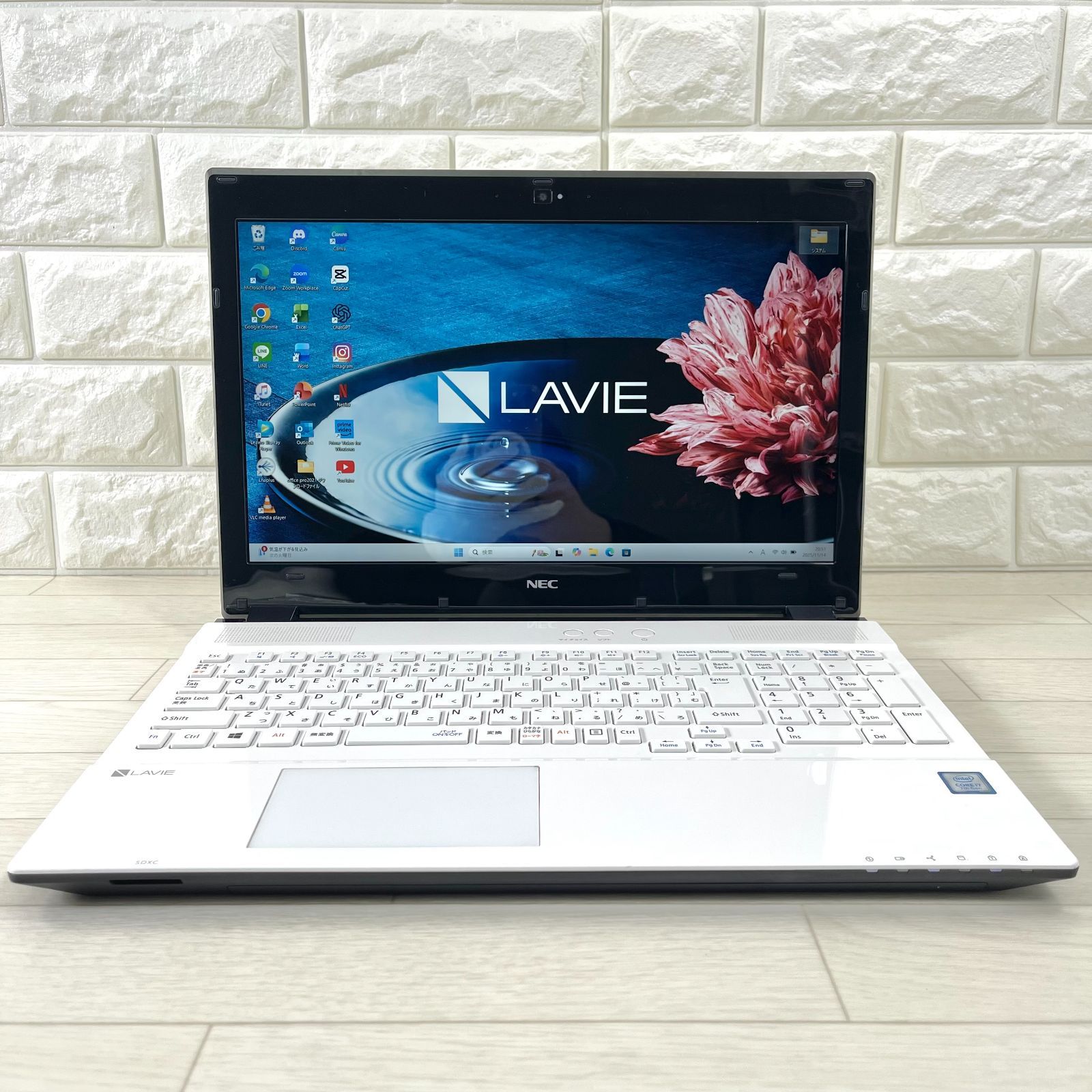 NEC LAVIE 第7世代 i7 新品SSD512GB メモリ16GB NS650/G ノート