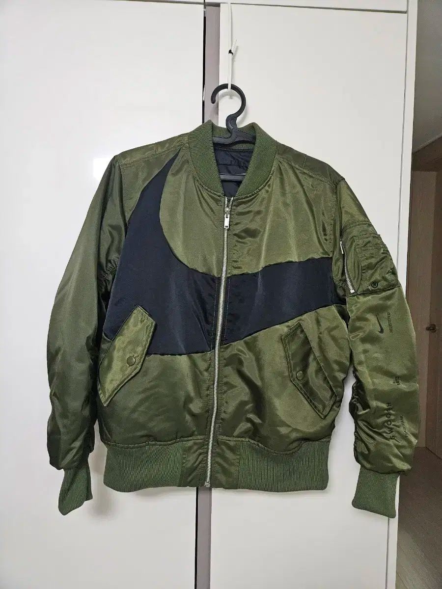 ナイキ リーバーシブル MA-1ジャケット 95サイズ
