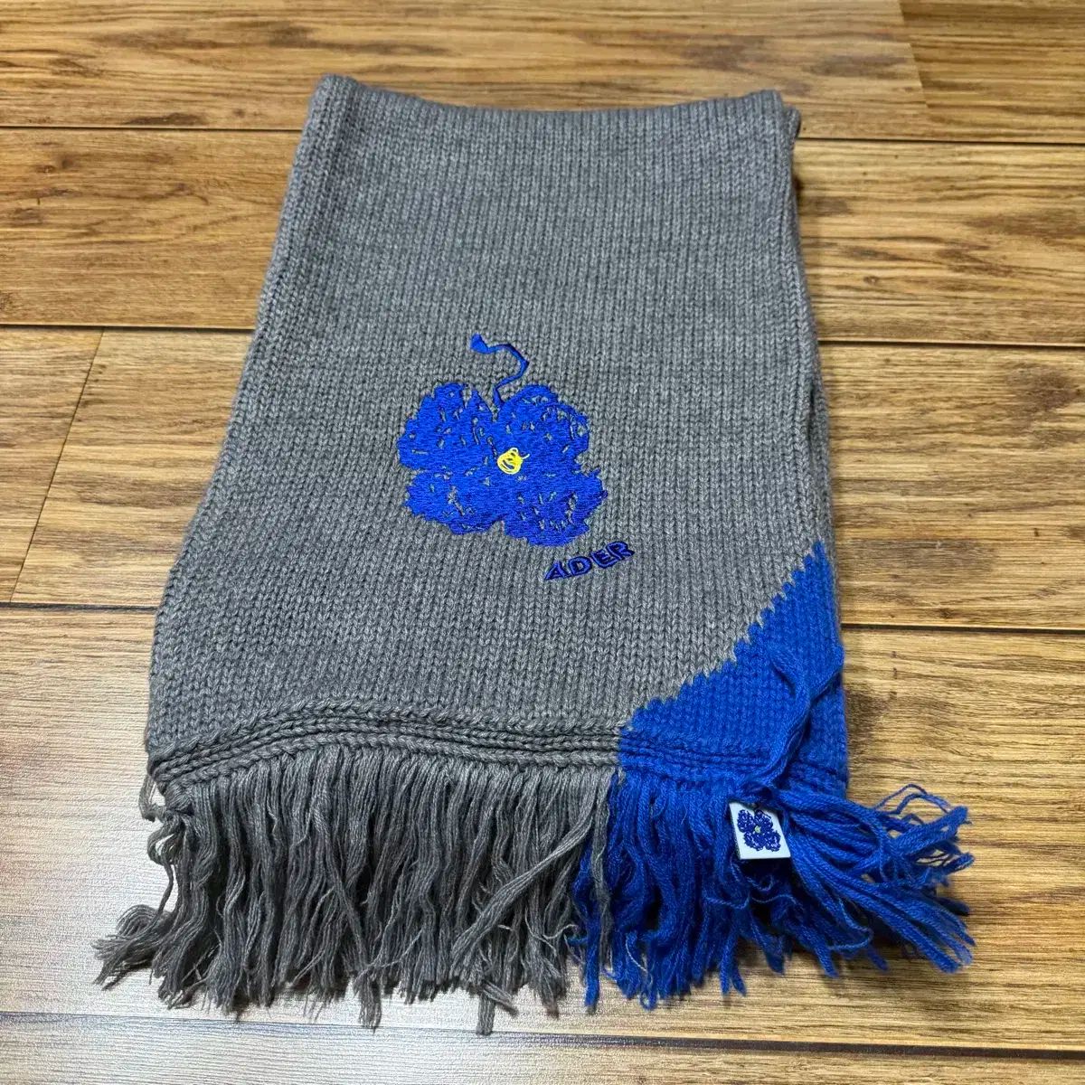 ADER ERROR Bluessom マフラー