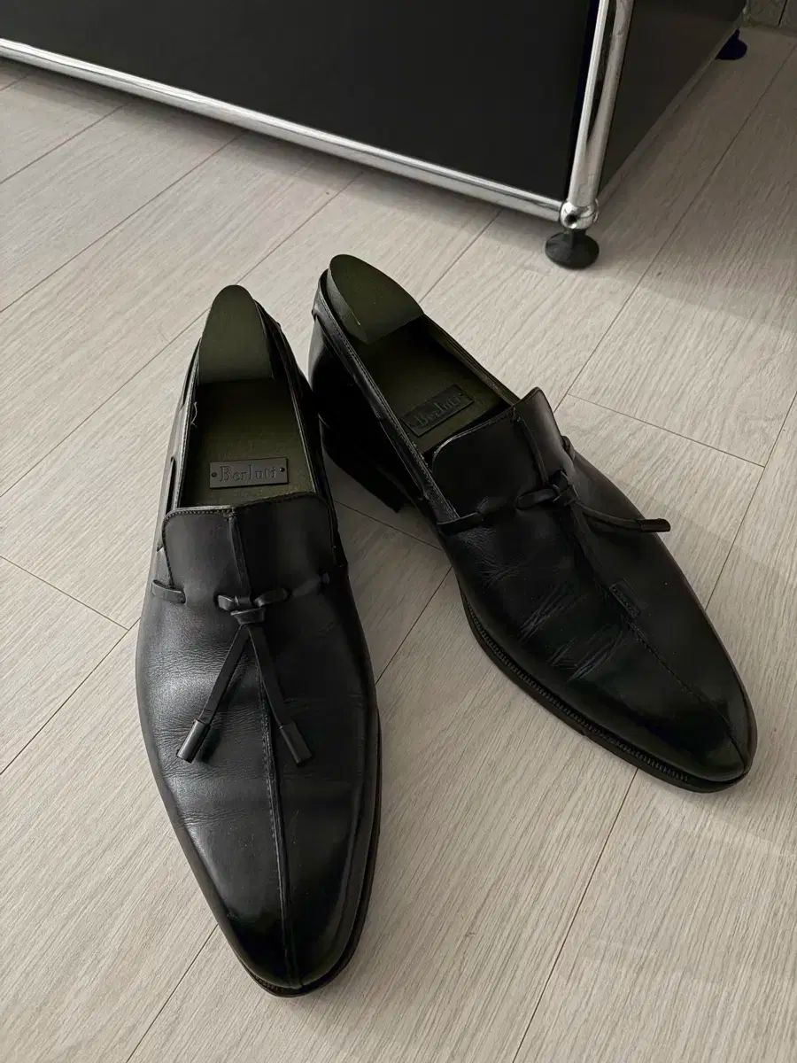 BERLUTI ベルルッティ ブラック メンズ ローファー 260-265