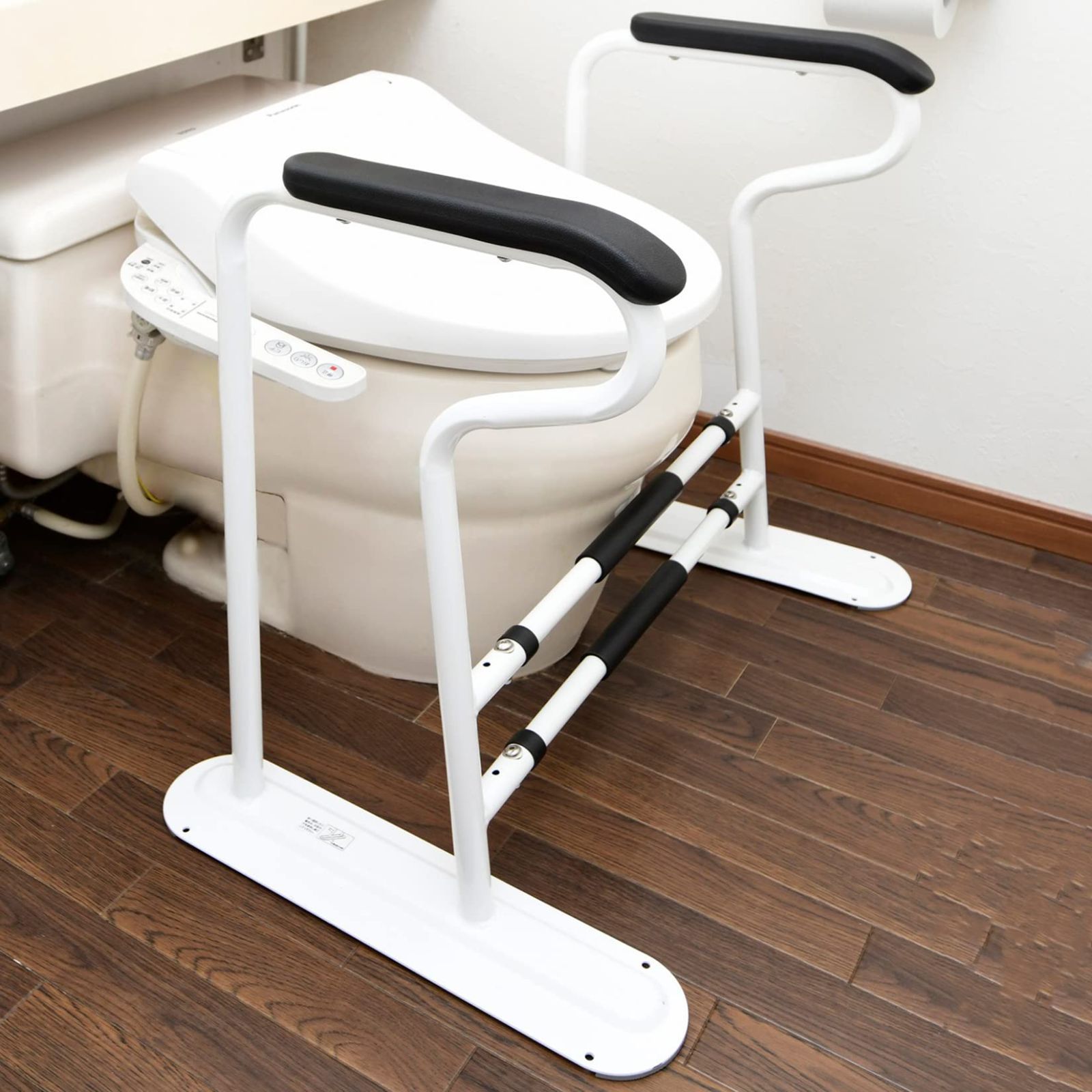 山善 YAMAZEN トイレ用手すり 幅64 66.5 69×奥行47×高さ64cm 幅3段階調節 持ちやすい取っ手 サポート 補助 組立品 ホワイト KTS-43 WH