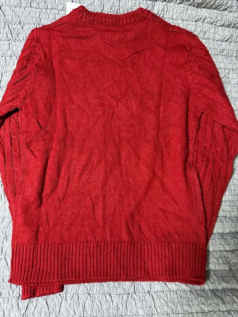 ケーブルニット