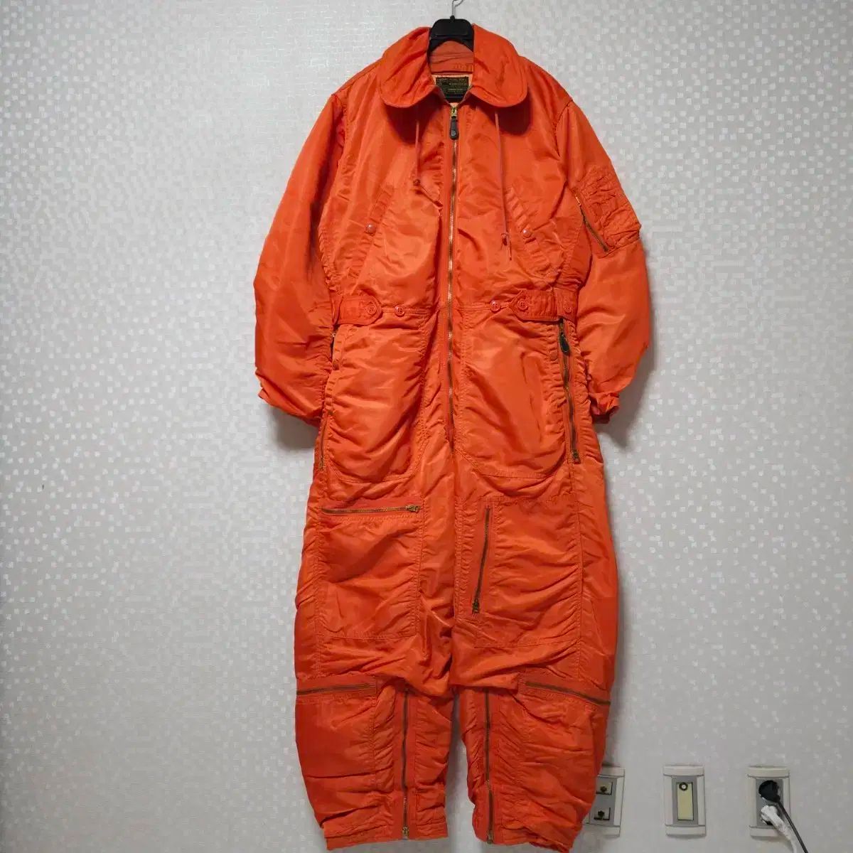 ミリタリー CWU-1P カバーオール ジャンプスーツ M