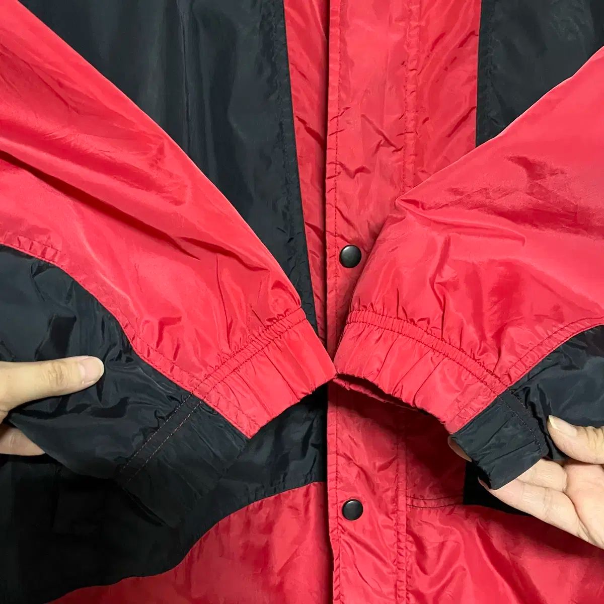 ウィンドブレーカー