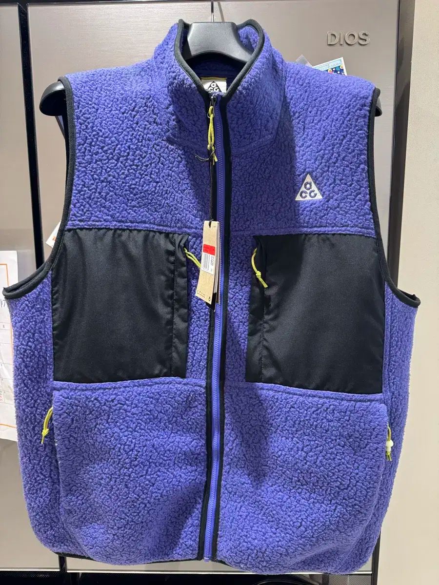 ナイキ acg ダウンベスト ベスト