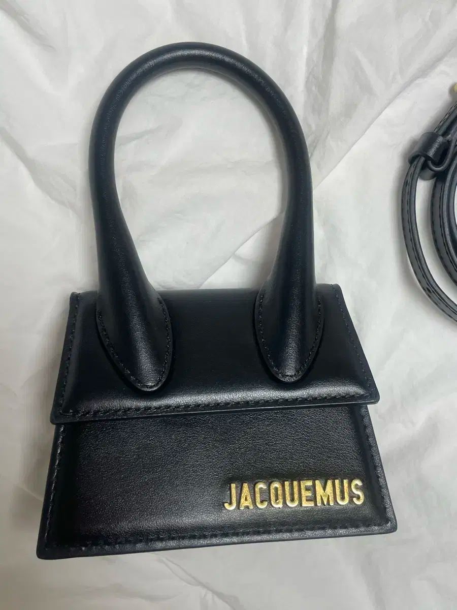 JACQUEMUS ジャックムス ル チキト ミニ ブラック