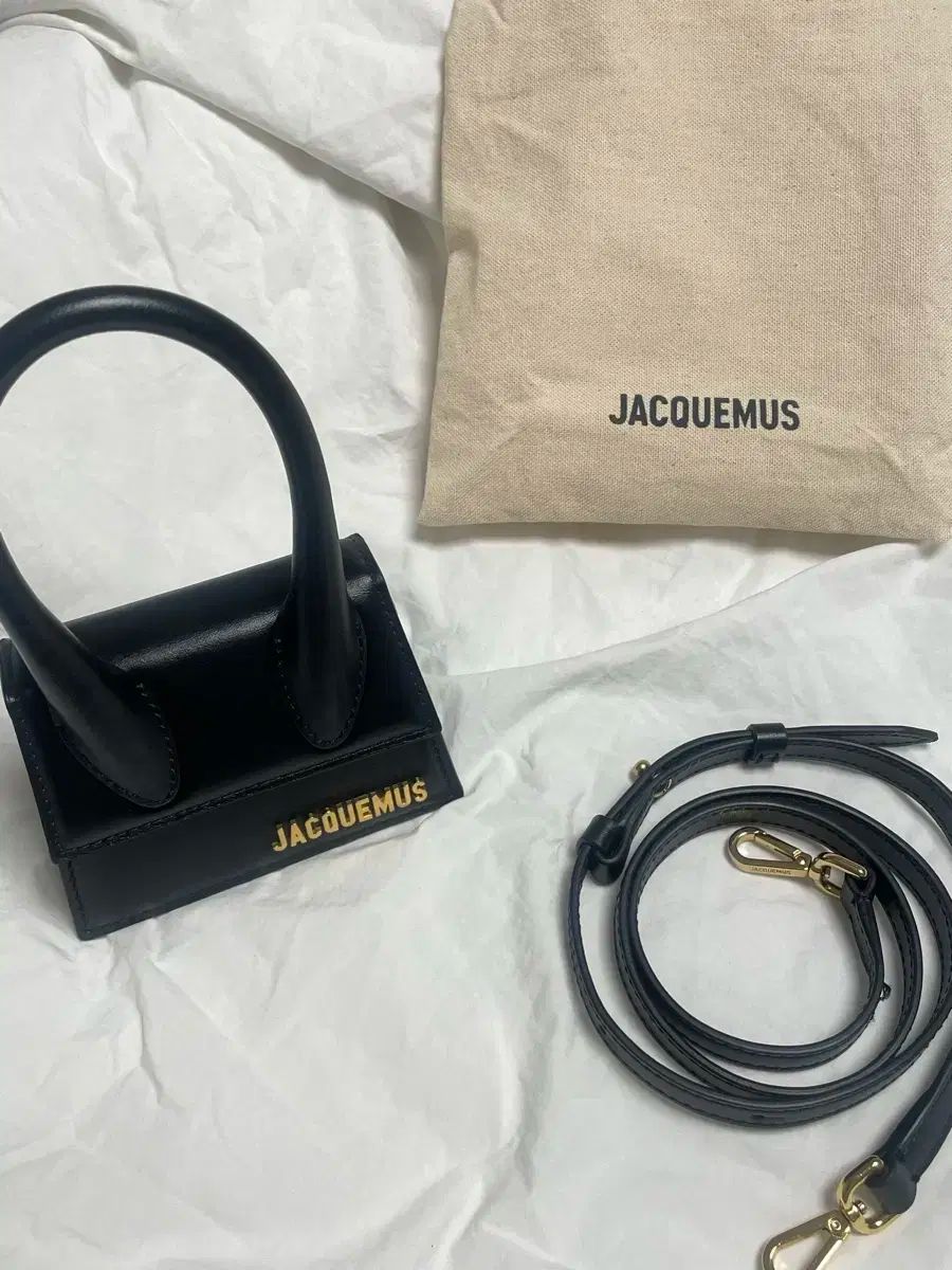 JACQUEMUS ジャックムス ル チキト ミニ ブラック