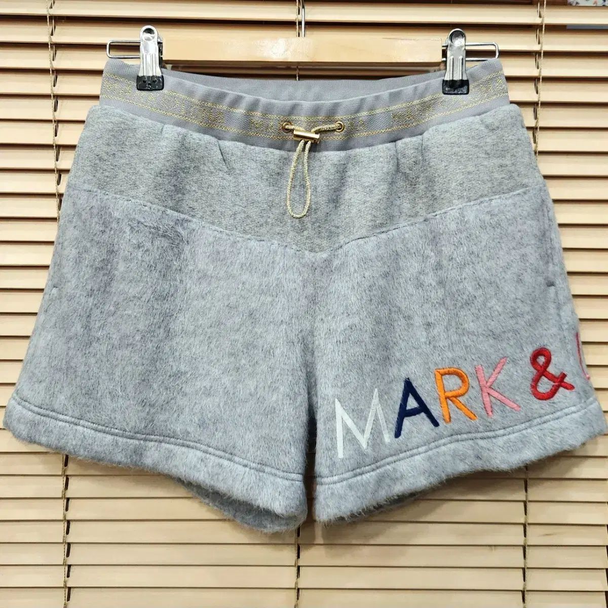 MARK - LONA マークアンドロナ 冬 ゴルフハーフパンツ 66