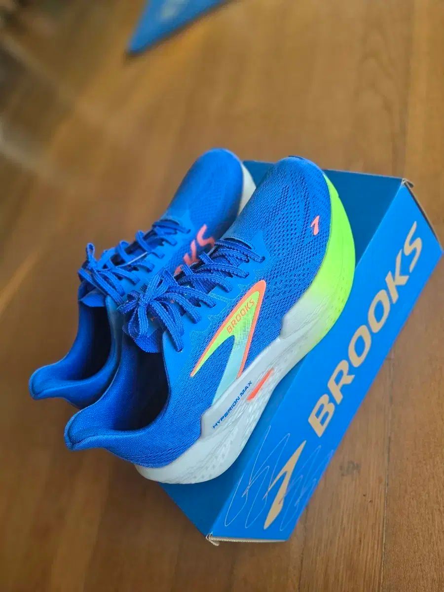 ブルックス ハイペリオン マックス2 270