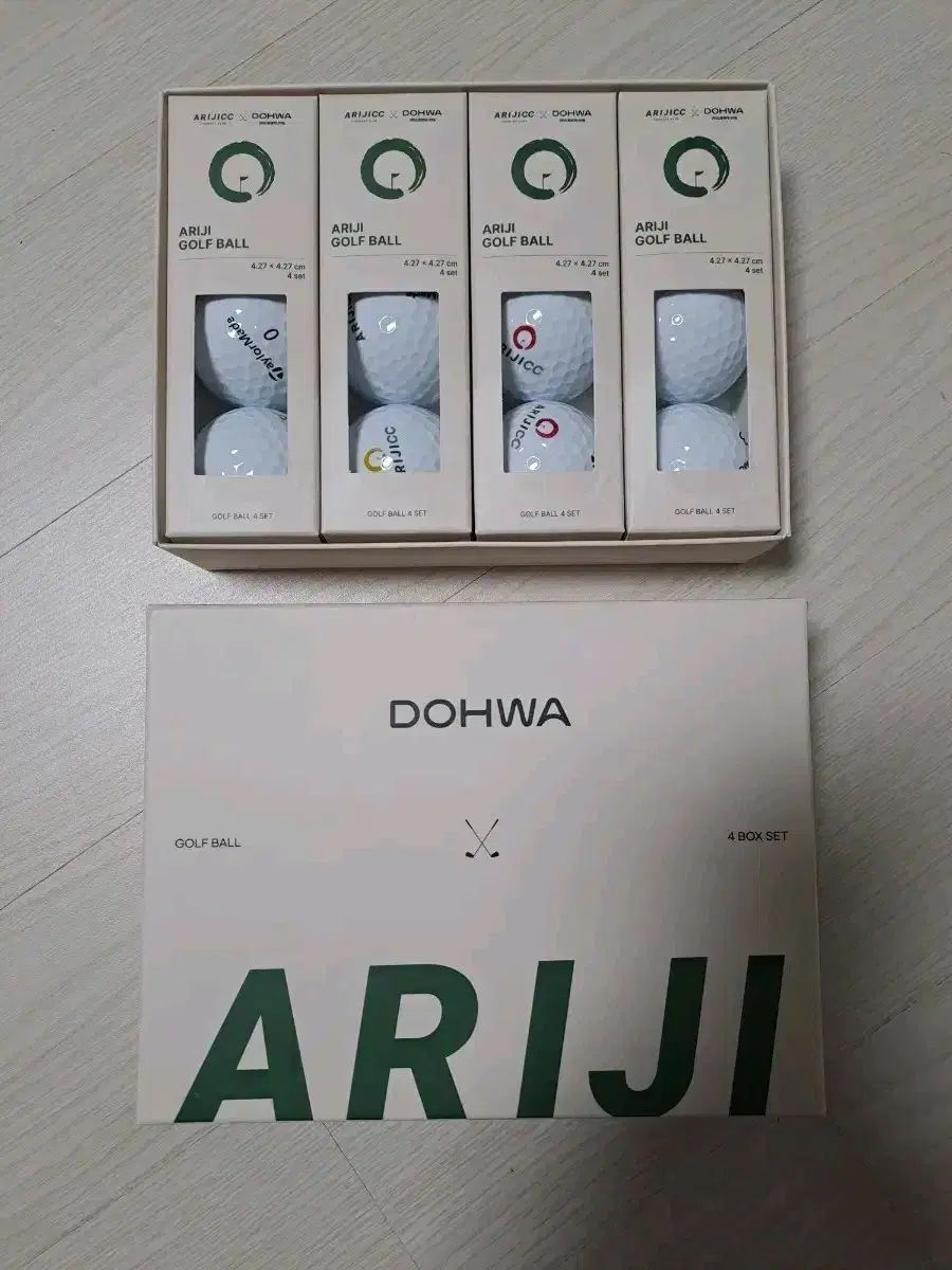 ハンドメイドミノーとバッヂのセット ハンドメイドミノーとバッヂのセット