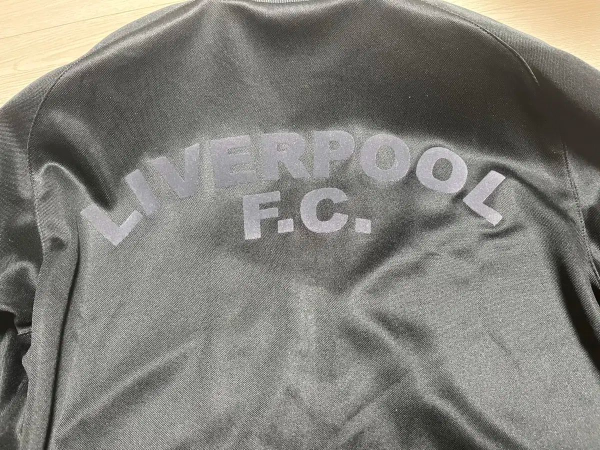  リヴァプール LFC ブラック トラックジャージ その他 ウェア