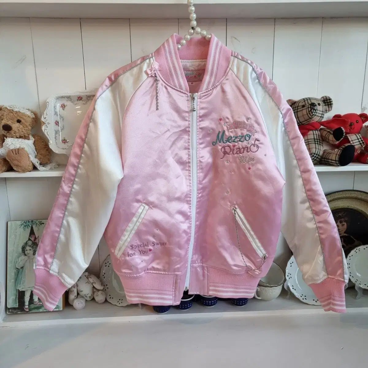 メゾピアノ Mezzo Piano ピンク スタジャン