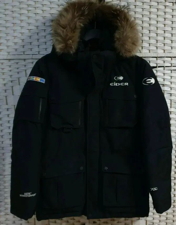 アイダー ベオローンa ブラック グース ダウン アウター 700フィルパワー M