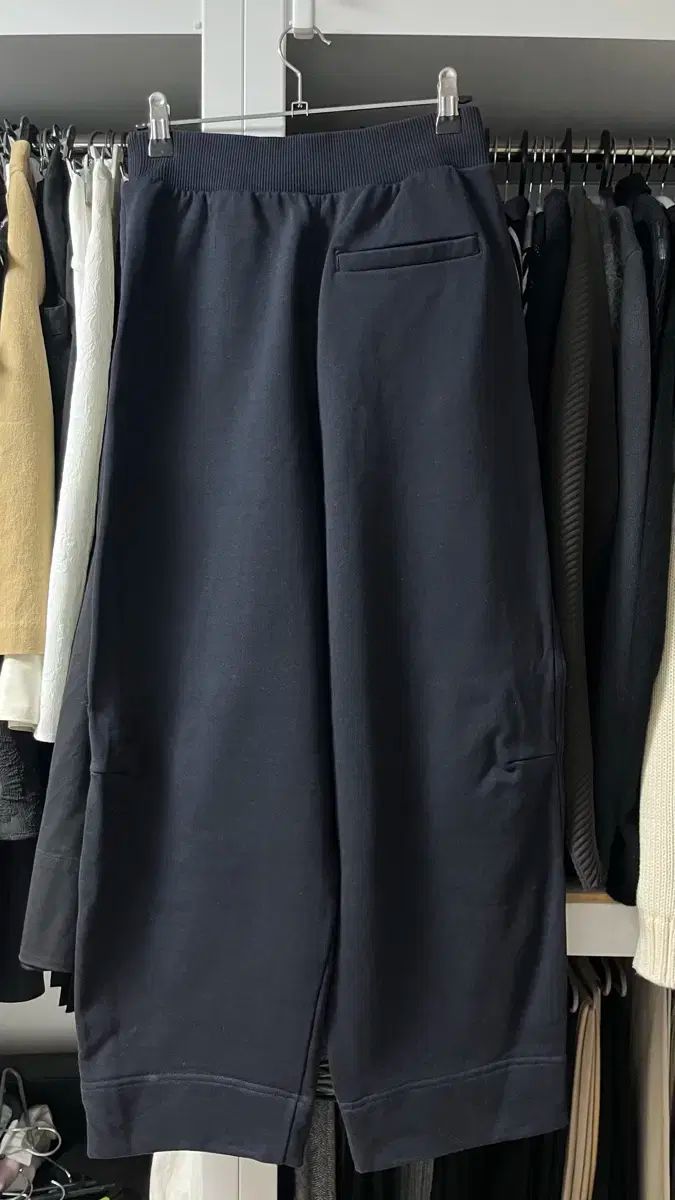 極上の COSコス BARREL バレル レグ ジャージ ジョガー パンツ ネイビー XS 使い勝手の良い