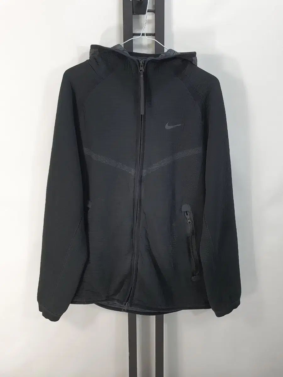 ナイキ テックパック ウィンドランナー エンジニアードガーメンツ フルジップアップ フーディ ジャケット ブラック XL