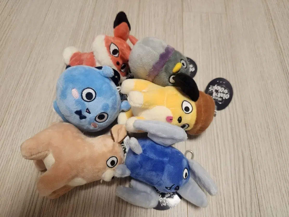 魔法少女 ISEGYEアイドル ぬいぐるみ キーホルダー