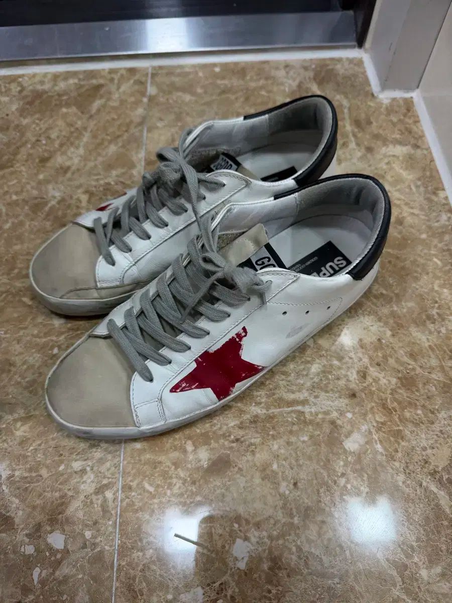 GOLDEN GOOSE ゴールデングース41サイズ