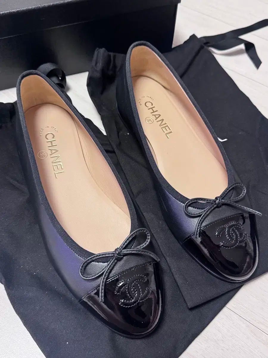 シャネル バレエ フラット ブラック