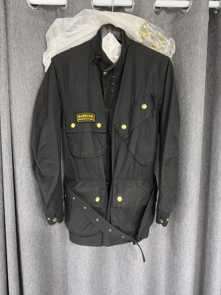 バブアー インターナショナル サイズ40