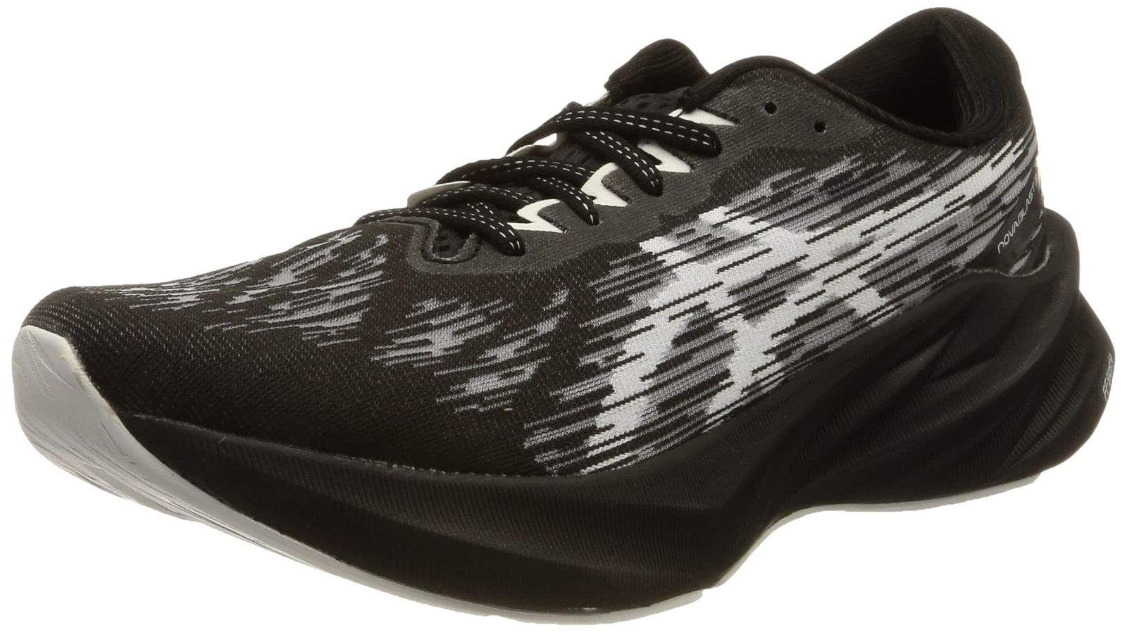 アシックス ランニングシューズ NOVABLAST 3 メンズ 002 ブラック ホワイト 26.0 cm 2E 002 ブラック ホワイト 26.0 cm 2E