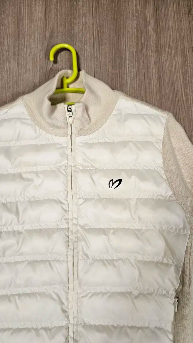 マスターバニーエディション 防風アウター