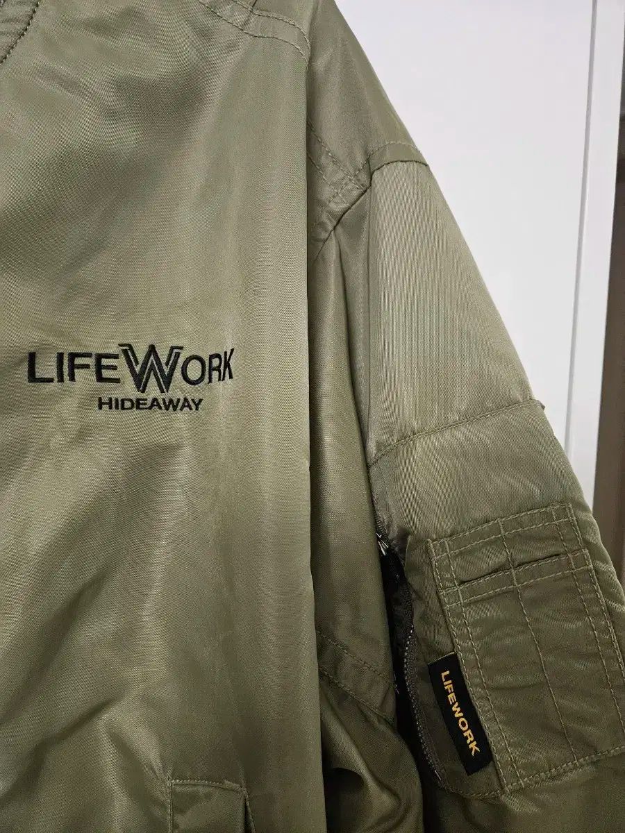 ライフウォーク MA-1ジャケット