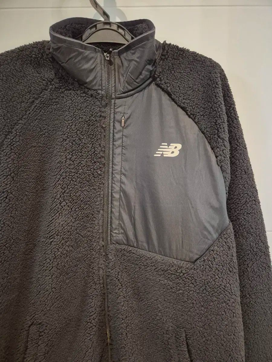 ニューバランス ボア フリース ジャケット ブラック