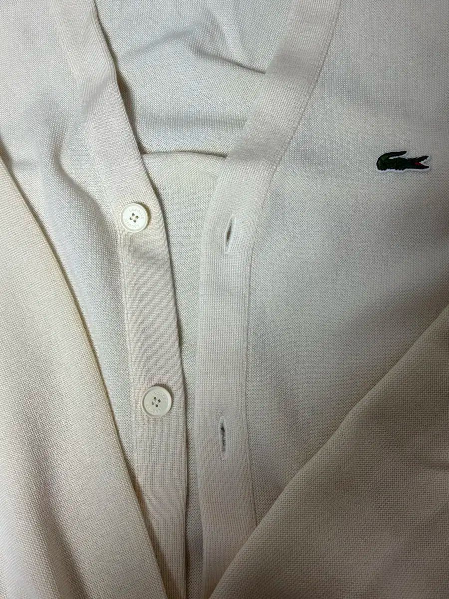 ラコステ アイボリー カーディガン