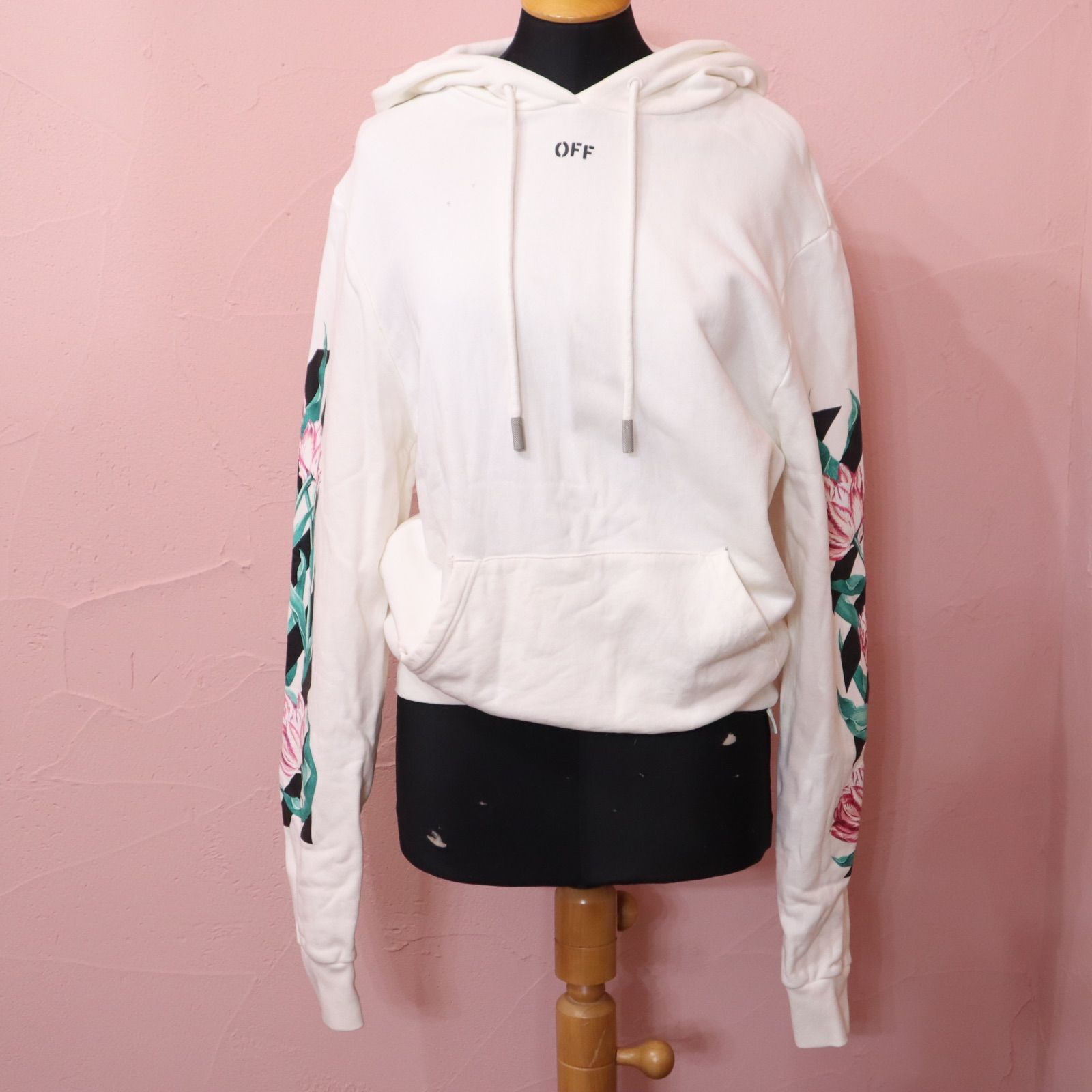 off-white パーカー