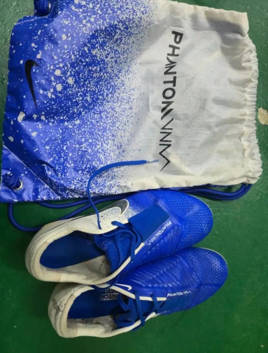 ナイキ ファントム ヴェノム エリート サッカーシューズ 260