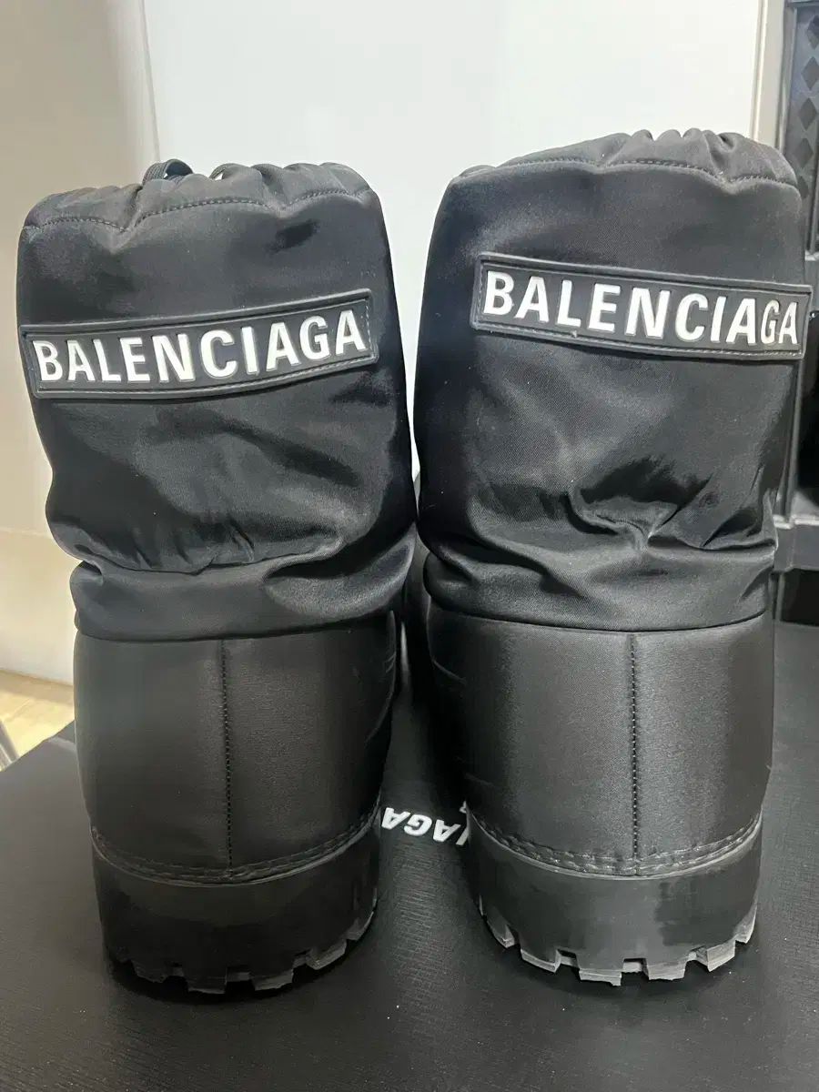 バレンシアガ スキーブーツ 43-44
