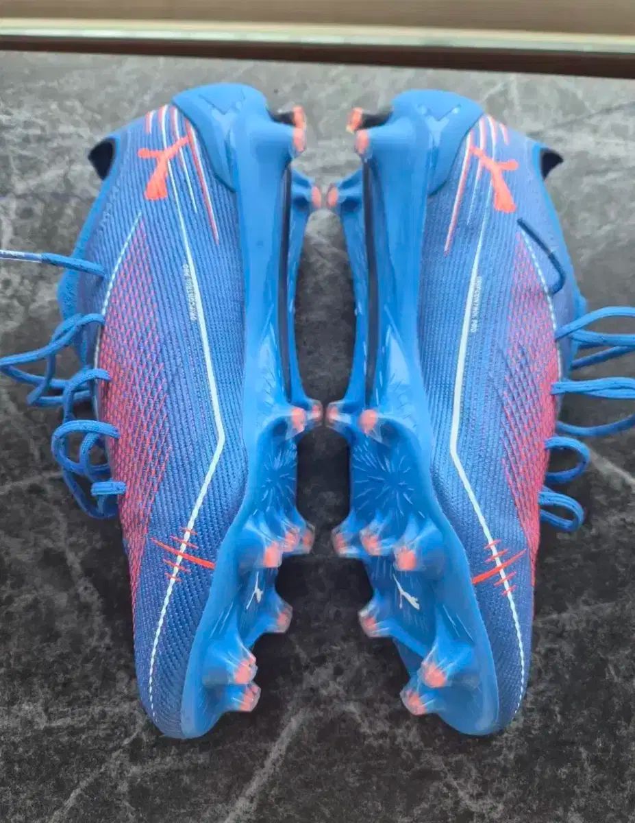 プーマ ウルトラ 6 FG 26.5 cm