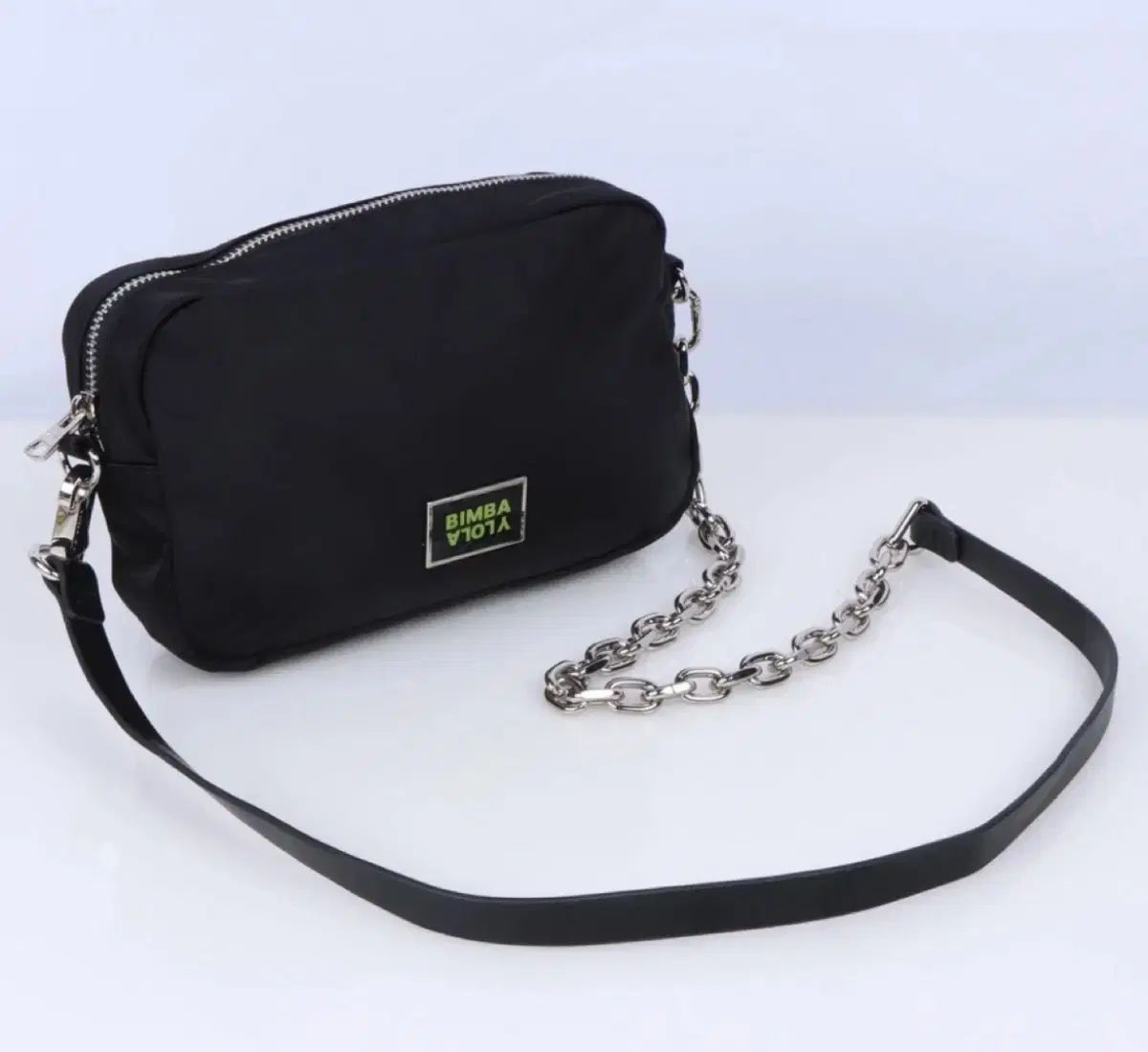 LOLA ビンバイローラ