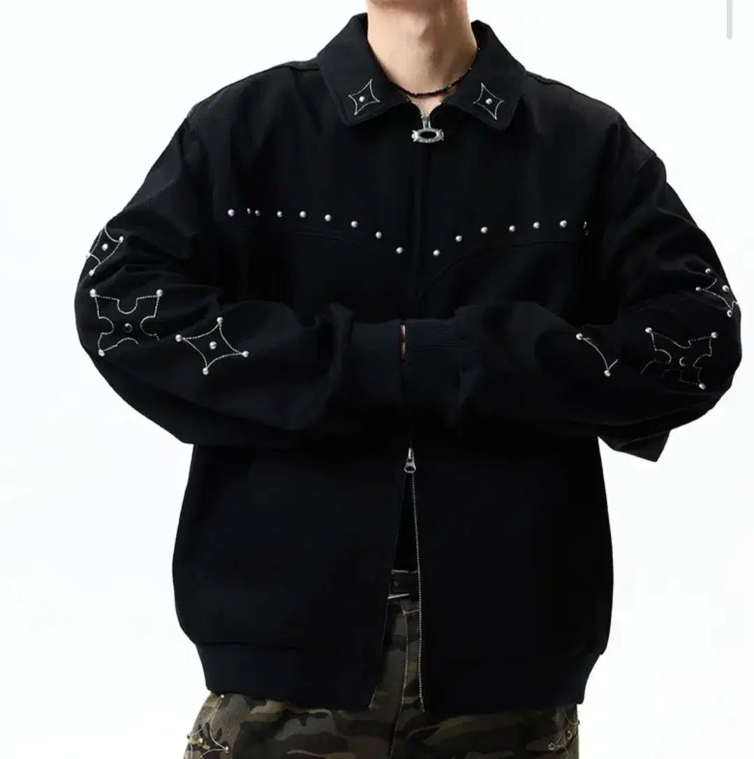 CRITIC スタッズ ウォーク ジャケット ブラック Lサイズ