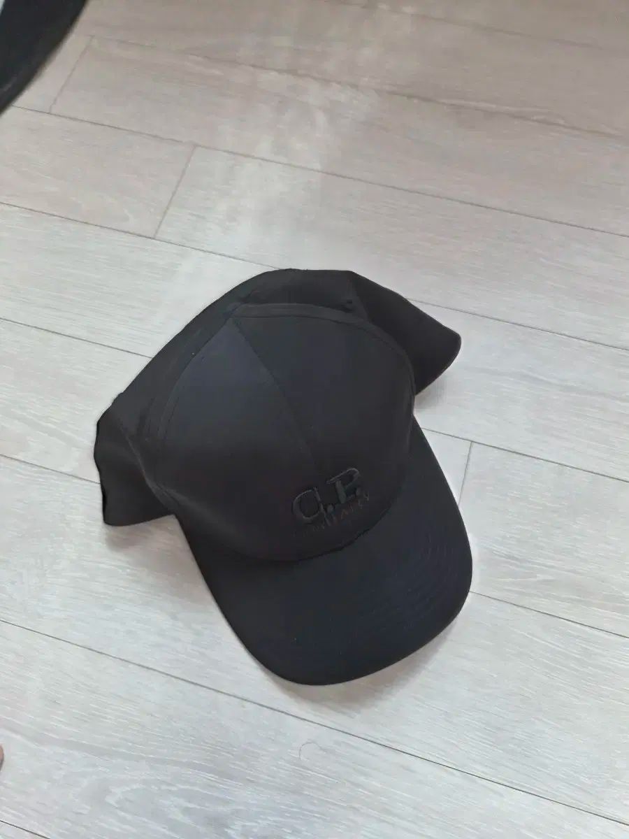 C P COMPANY シーピーカンパニー ゴーグル キャップ ブラック