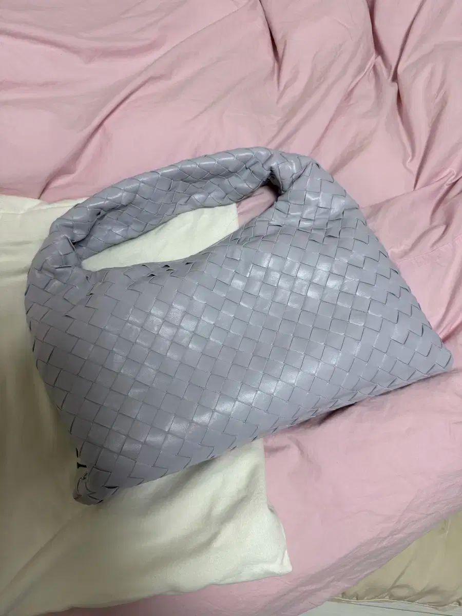 ボッテガ ヴェネタ スモール ホップ