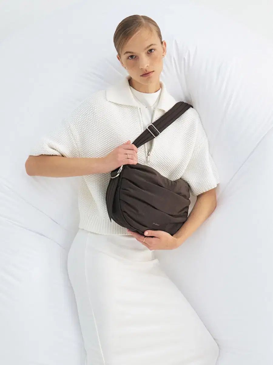 ジョイグライソン シエラ バルーン ショルダーバッグ Mサイズ ブラウン