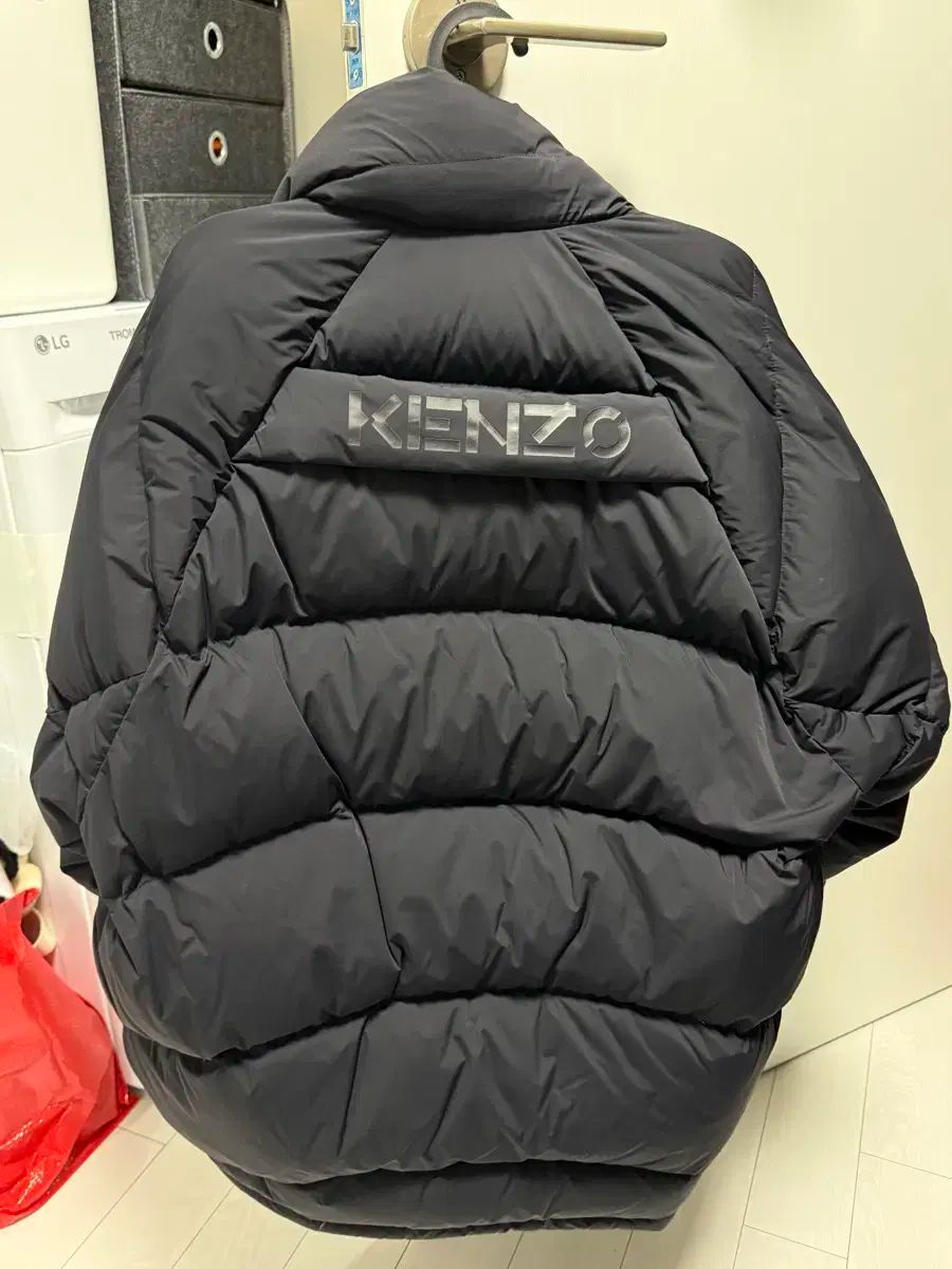 k*z様 最終値下げ KENZO ケンゾー ブラック ダウンジャケット S KENZO（ケンゾー）ダウンジャケット/ダウンベスト 黒 サイズ:L メンズ