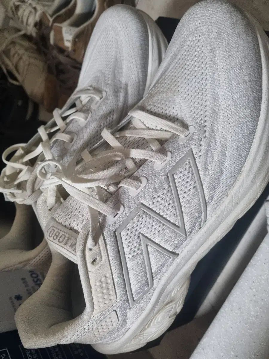 ニューバランス ランニングシューズ フレッシュフォーム 1080 v14