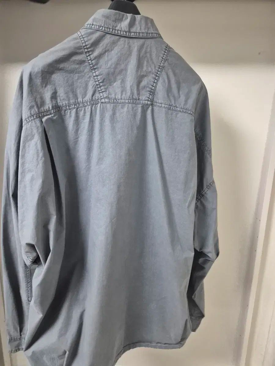 その数は300万点以上。 Juun.J シャーリングシャツ ガーメントダイング 48