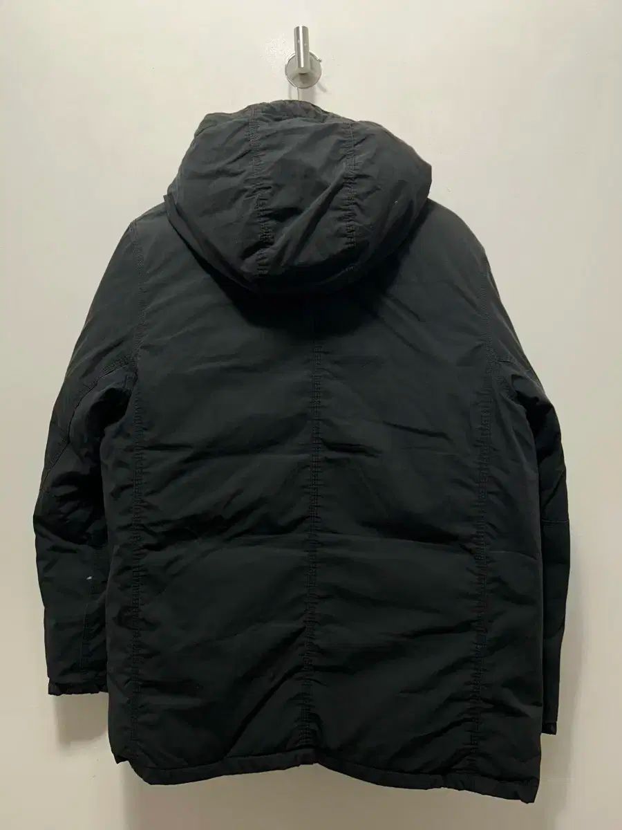 リーバイス ブラック WHO マウンテンパーカー アウター ダウン M
