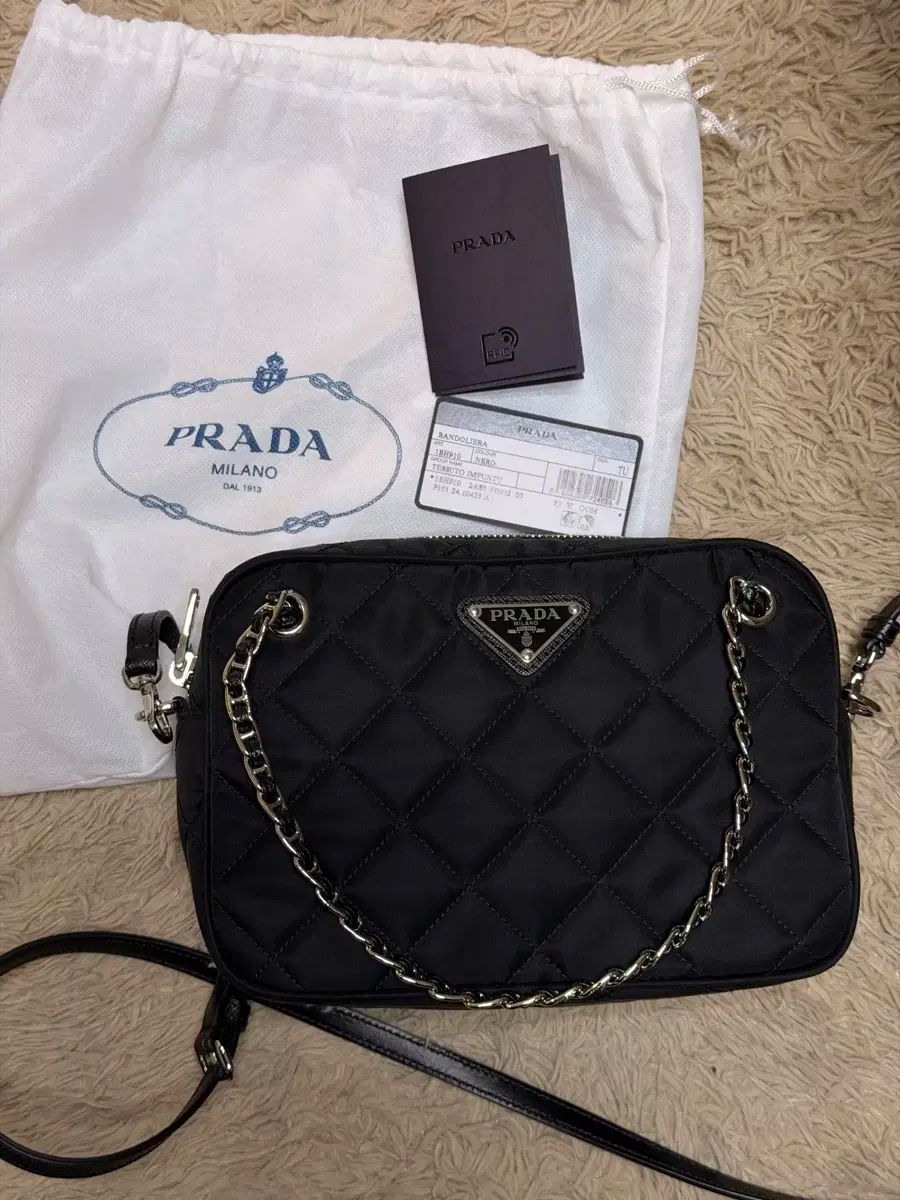 PRADA テスート キルティング チェーン ショルダー クロスバック