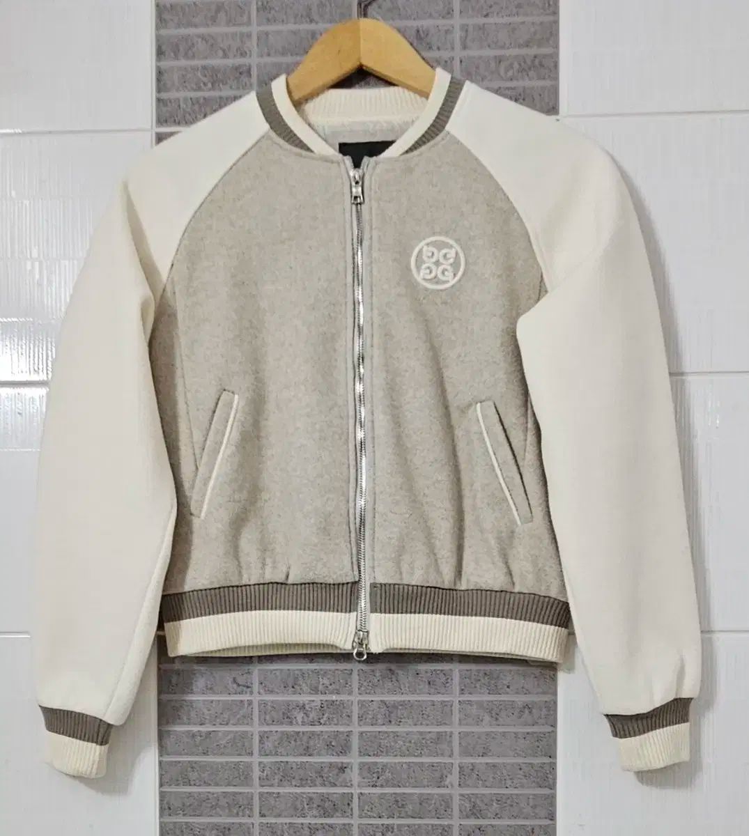 G FOREゴルフレディース防風ウール クロップドアウター